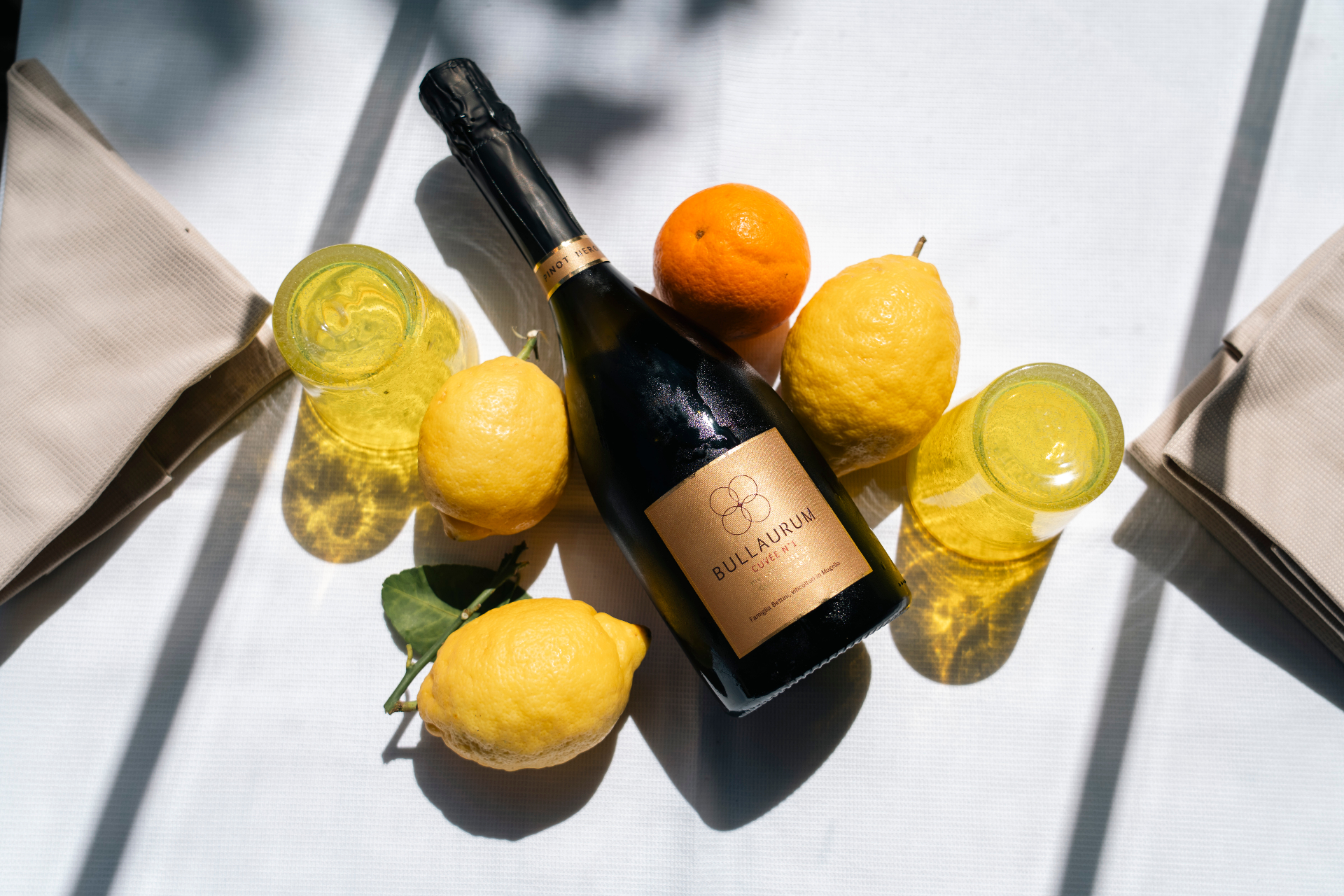 Bollicine Bullaurum con limoni e arance